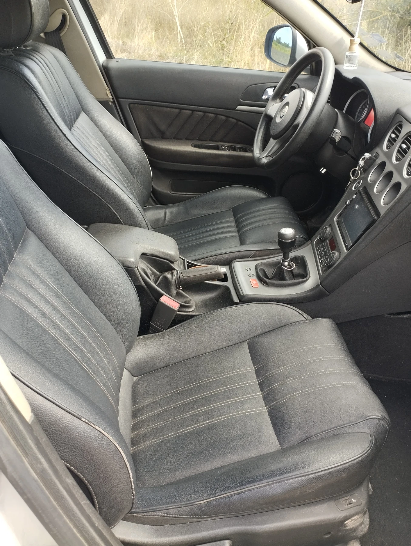 Alfa Romeo 159, снимка 8 - Автомобили и джипове - 56110279