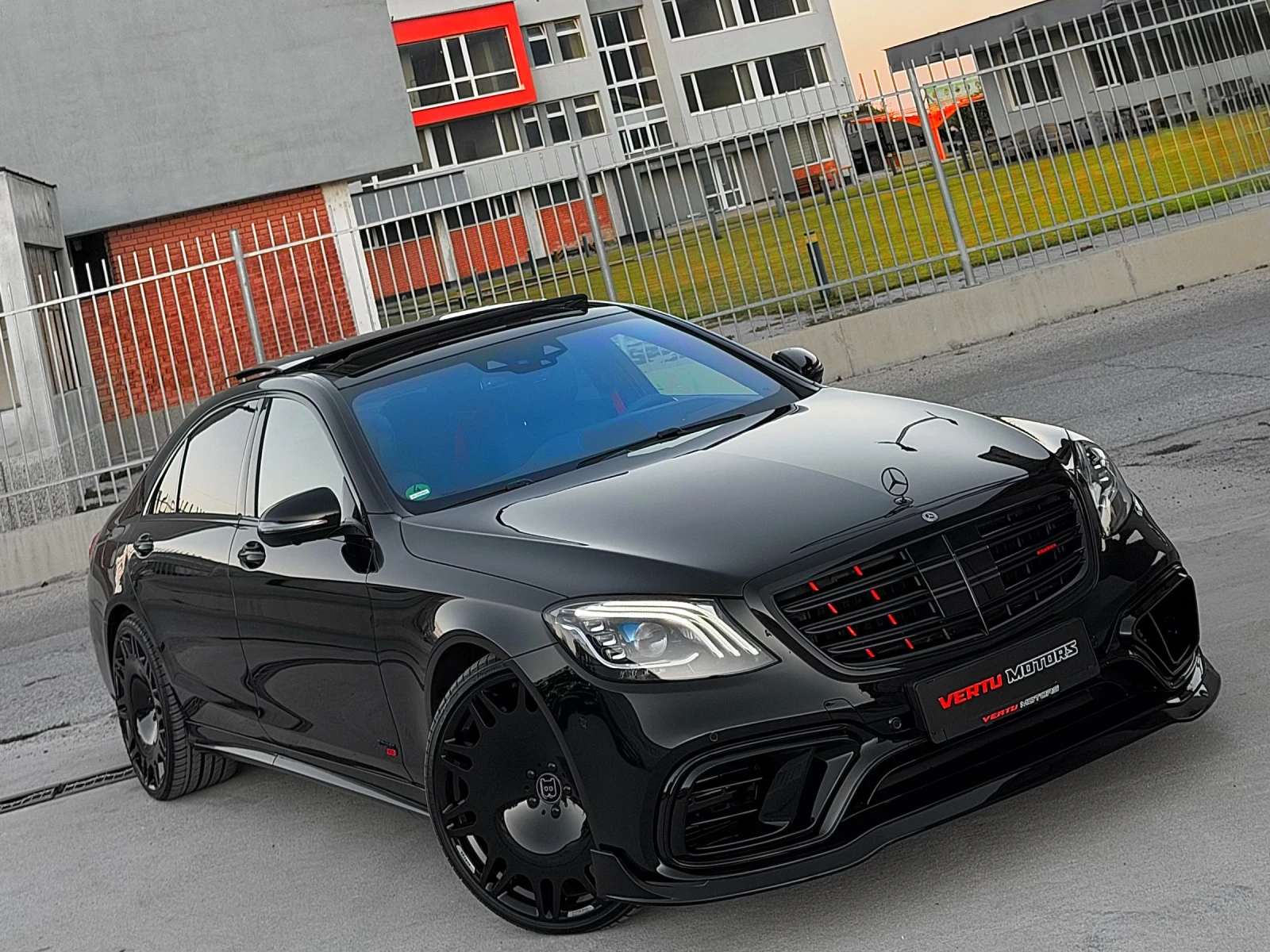 Mercedes-Benz S 400 BRABUS/ LONG/ 3xTV/ PANO/ 4MATIC/ 9G-Tronic/