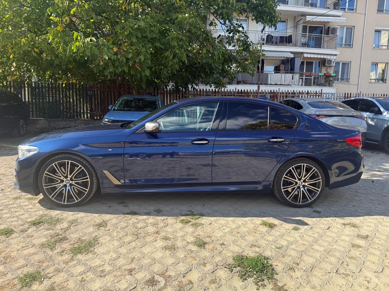 BMW 540 xDrive M 360 H&K HeadUp, снимка 7 - Автомобили и джипове - 56712329