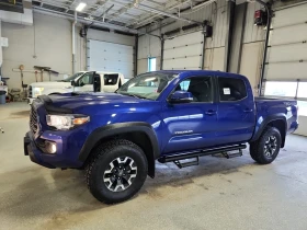 Toyota Tacoma * NIGHTSHADE CREW CAB SHORT BED* Aвтокредит* CarFa - 35900 € / 70214.30 лв. - 76307677 2