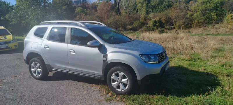 Dacia Duster, снимка 1 - Автомобили и джипове - 47363189