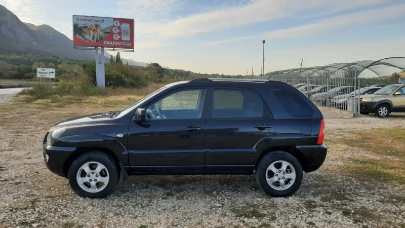 Kia Sportage, снимка 2 - Автомобили и джипове - 49381015