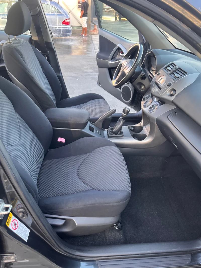 Toyota Rav4, снимка 5 - Автомобили и джипове - 52283009