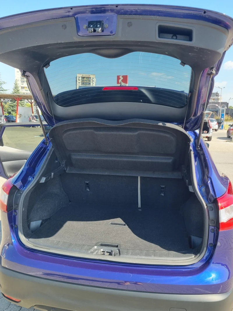 Nissan Qashqai 1.6 dCi 130кс 4х4 , снимка 12 - Автомобили и джипове - 51792854
