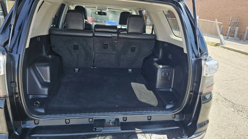 Toyota 4runner LIMITED* 4x4* Кожа* Шибидах* Подгрев, снимка 5 - Автомобили и джипове - 52699500