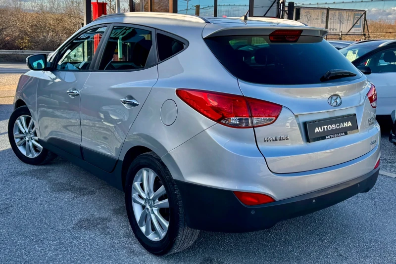Hyundai IX35 2.0 CRDI-184kc, снимка 4 - Автомобили и джипове - 52616100