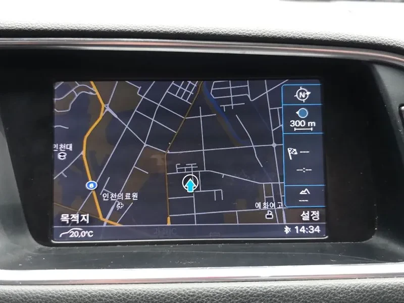 Audi Q5 2.0 TDI Quattro - САМО 30% АВАНС, снимка 14 - Автомобили и джипове - 56007916
