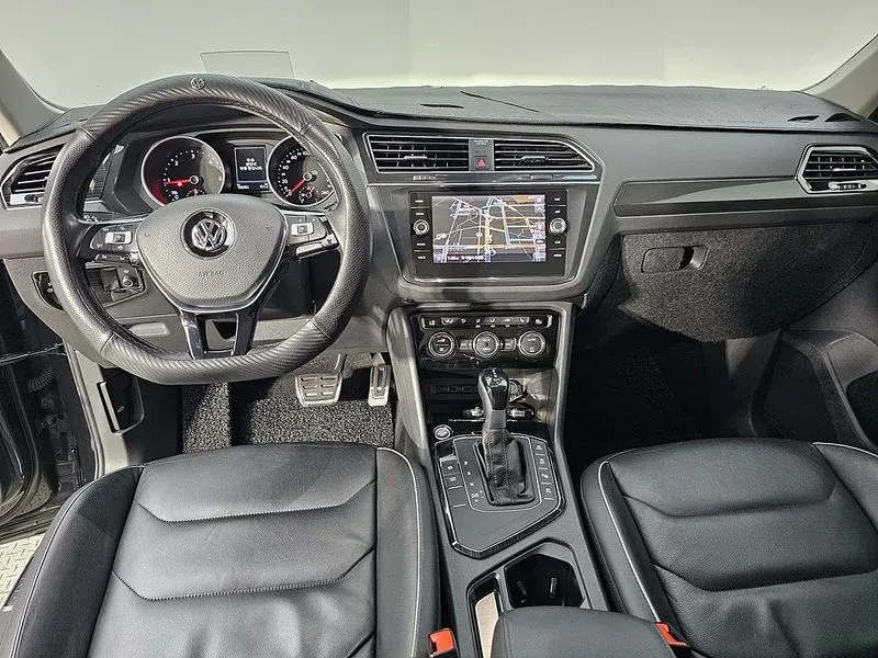 VW Tiguan Nd Generation 2.0 Tdi Prestige, снимка 5 - Автомобили и джипове - 56251566