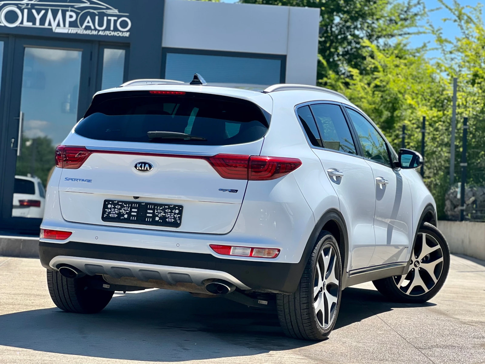 Kia Sportage * GT-LINE* 1.6T-4X4* ПАНОРАМА* СЕРВИЗНА КНИЖКА*  - изображение 4