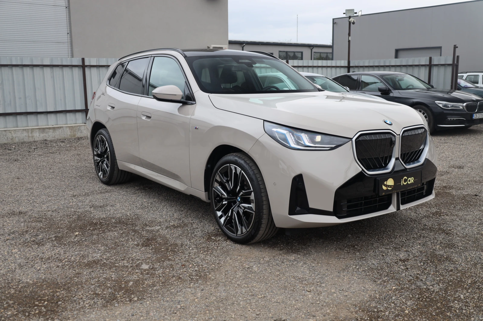 BMW X3 20d xD M Sport #KeyGo #PANO #Assist #h/k #iCarbg - изображение 3