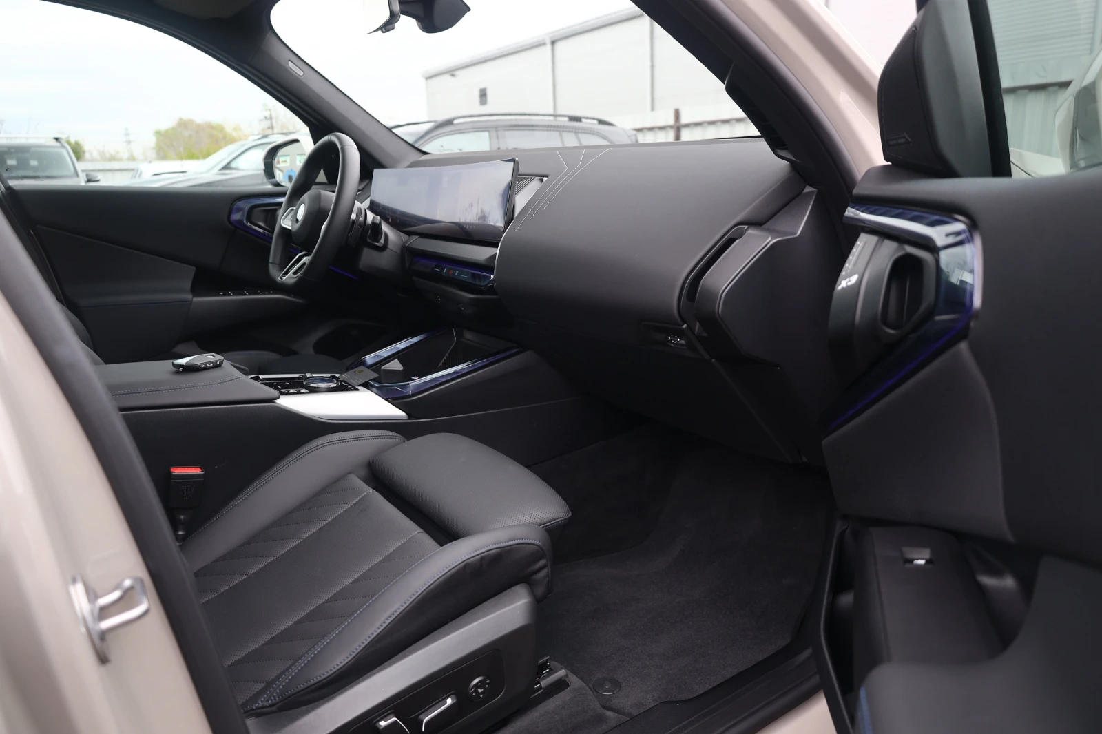 BMW X3 20d xD M Sport #KeyGo #PANO #Assist #h/k #iCarbg - изображение 8