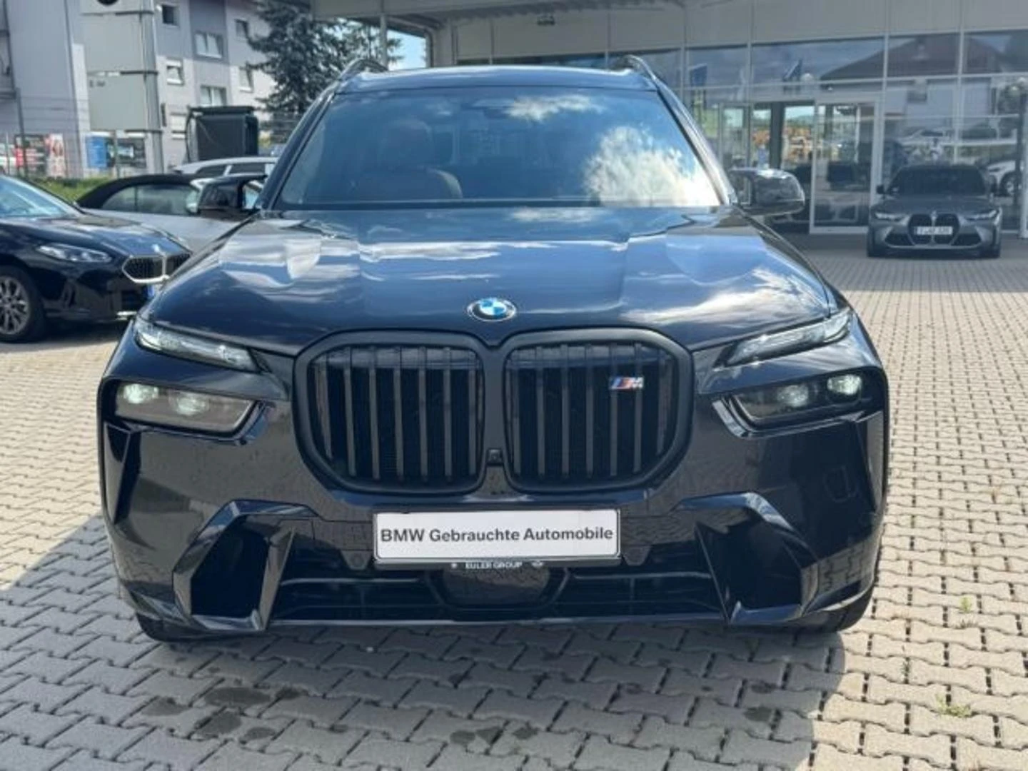 BMW X7 M60i xDrive - изображение 8