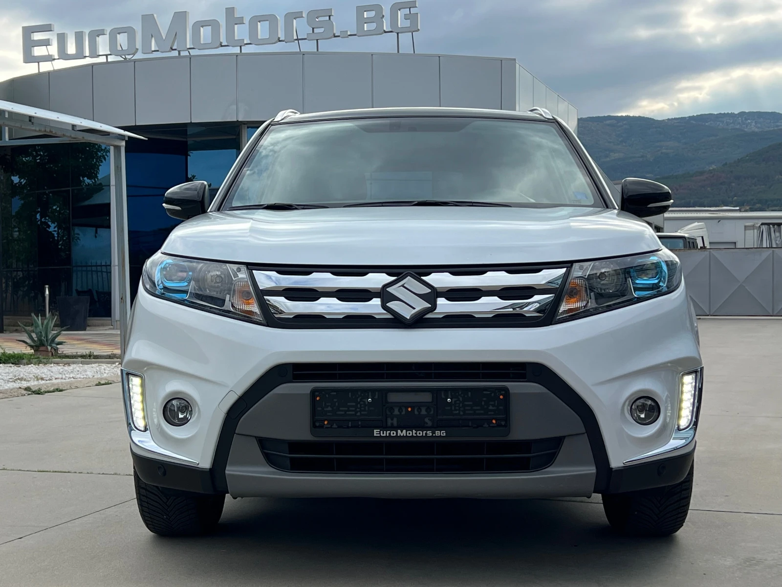 Suzuki Vitara 1.6I, TOP, S&S, 4X4, ALLGRIP, NAVI+ CAMERA, DISTR, - изображение 2