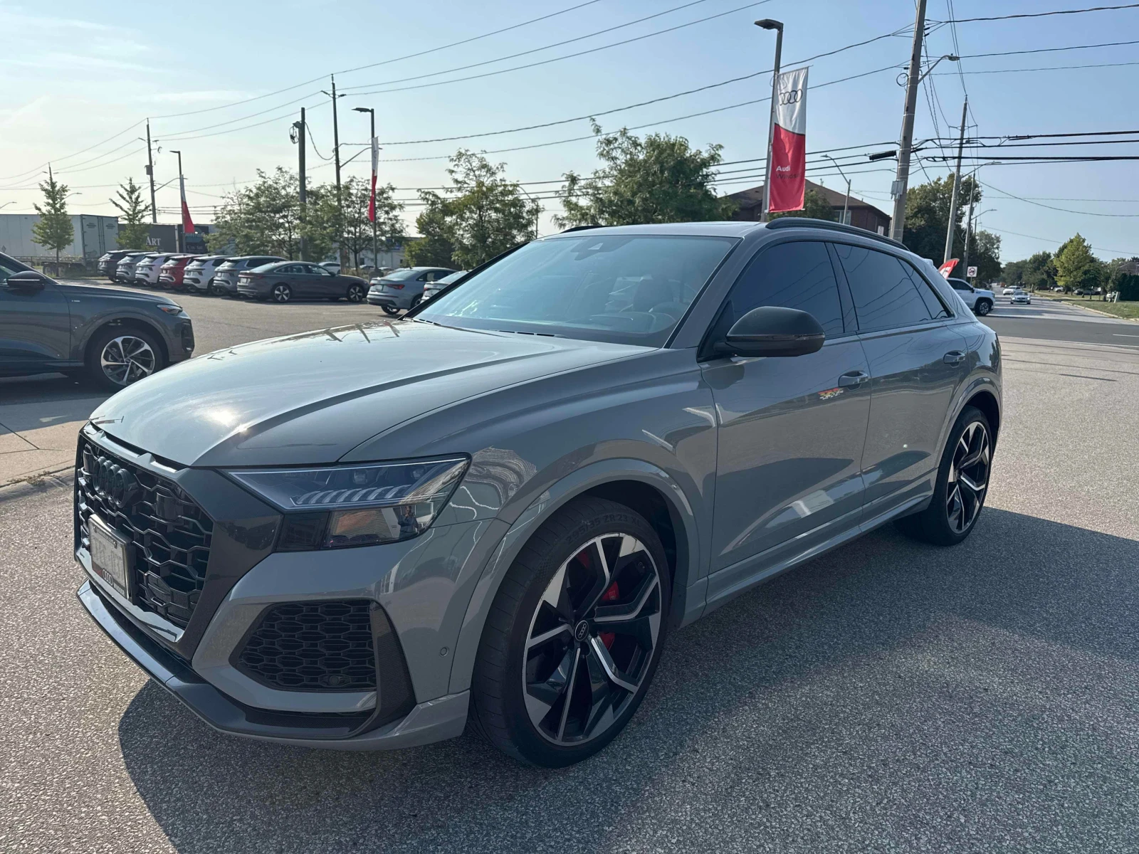 Audi RSQ8 * 4.0 TFSI quattro * CARFAX * ОПЦИЯ ЗА ФИНАНСИРАНЕ, снимка 11 - Автомобили и джипове - 55850053