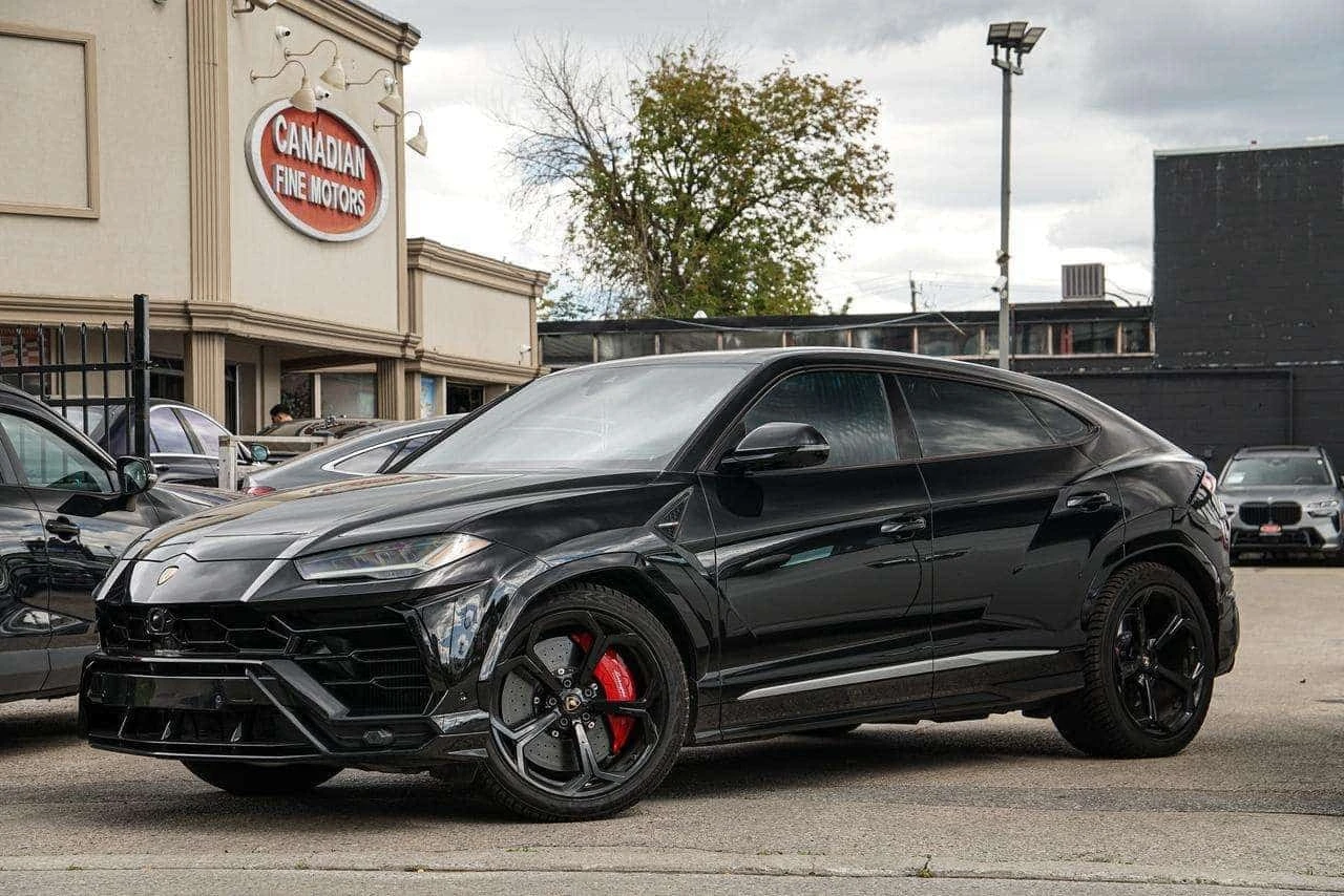 Lamborghini Urus | HUD| BANG&OLUFSEN| PANO| NAVI| RED STITCHING