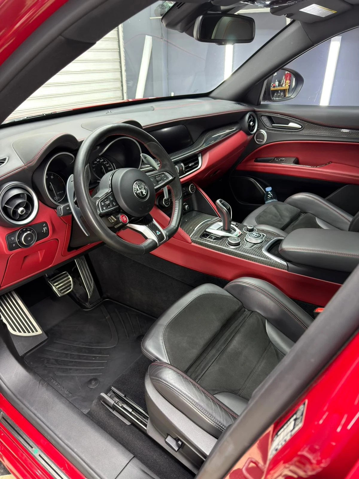Alfa Romeo Stelvio Quadrifoglio, снимка 5 - Автомобили и джипове - 56608196
