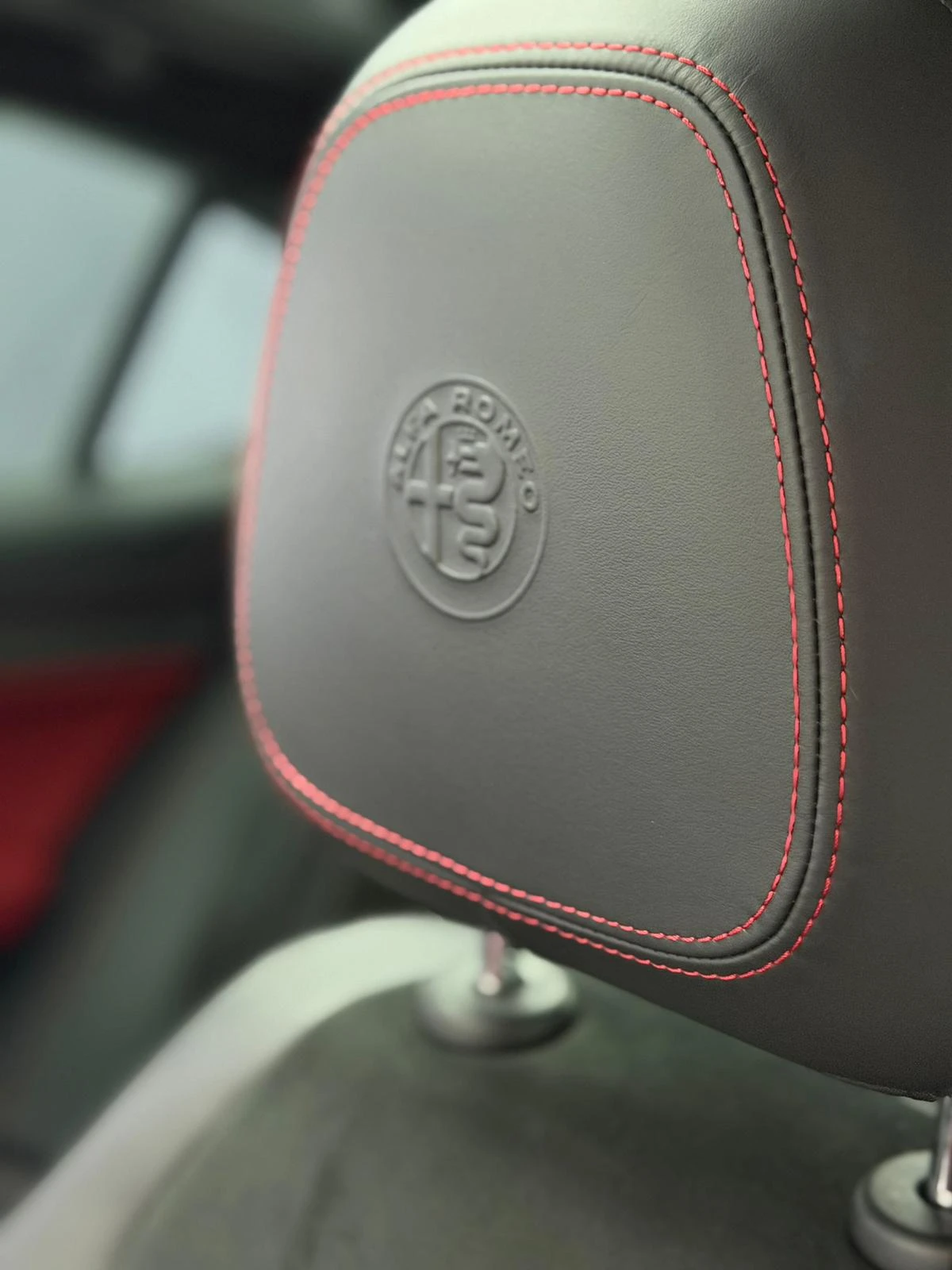 Alfa Romeo Stelvio Quadrifoglio, снимка 12 - Автомобили и джипове - 56608196