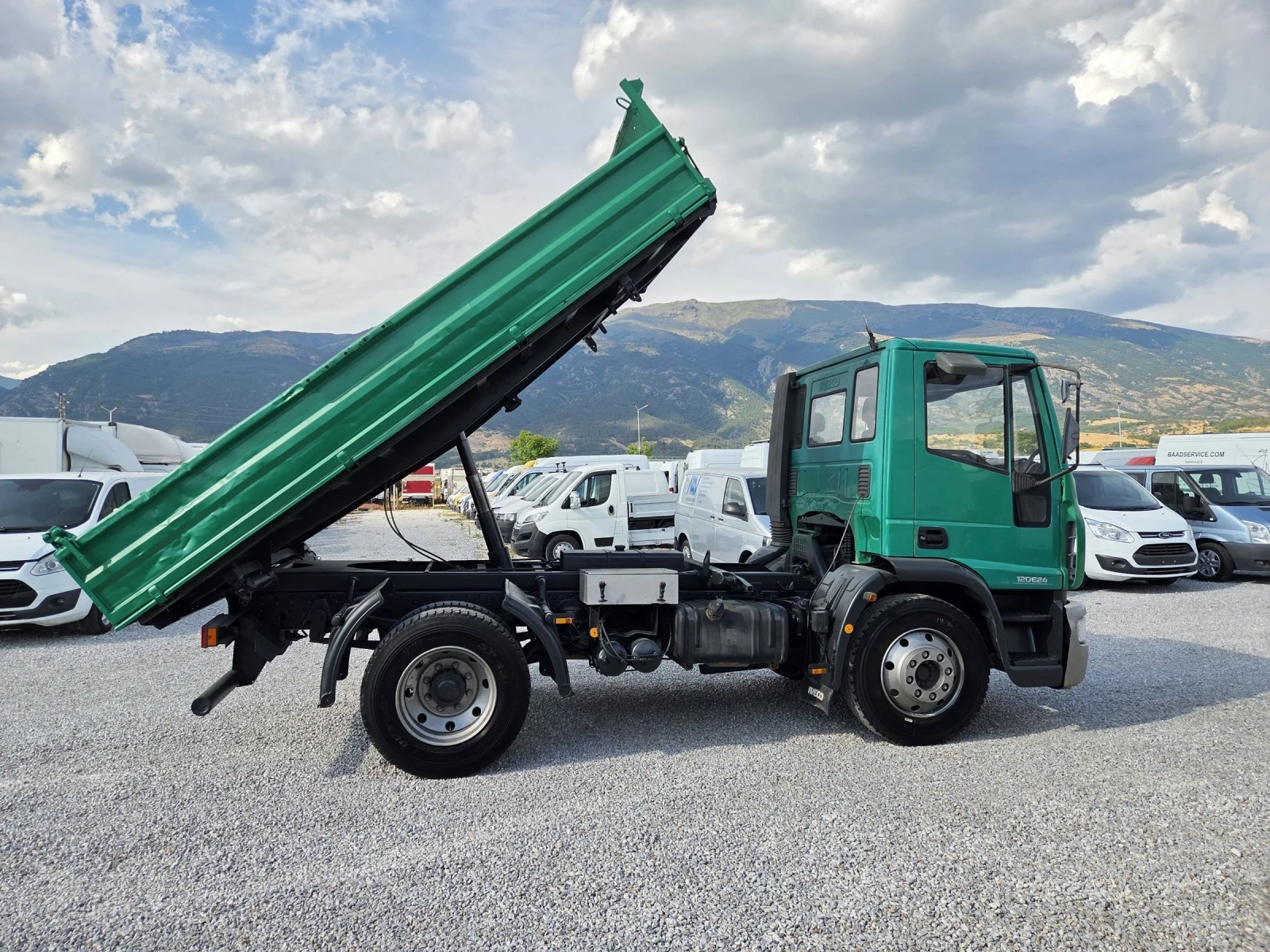 Iveco Eurocargo 120E24, Тристранен самосвал - изображение 6