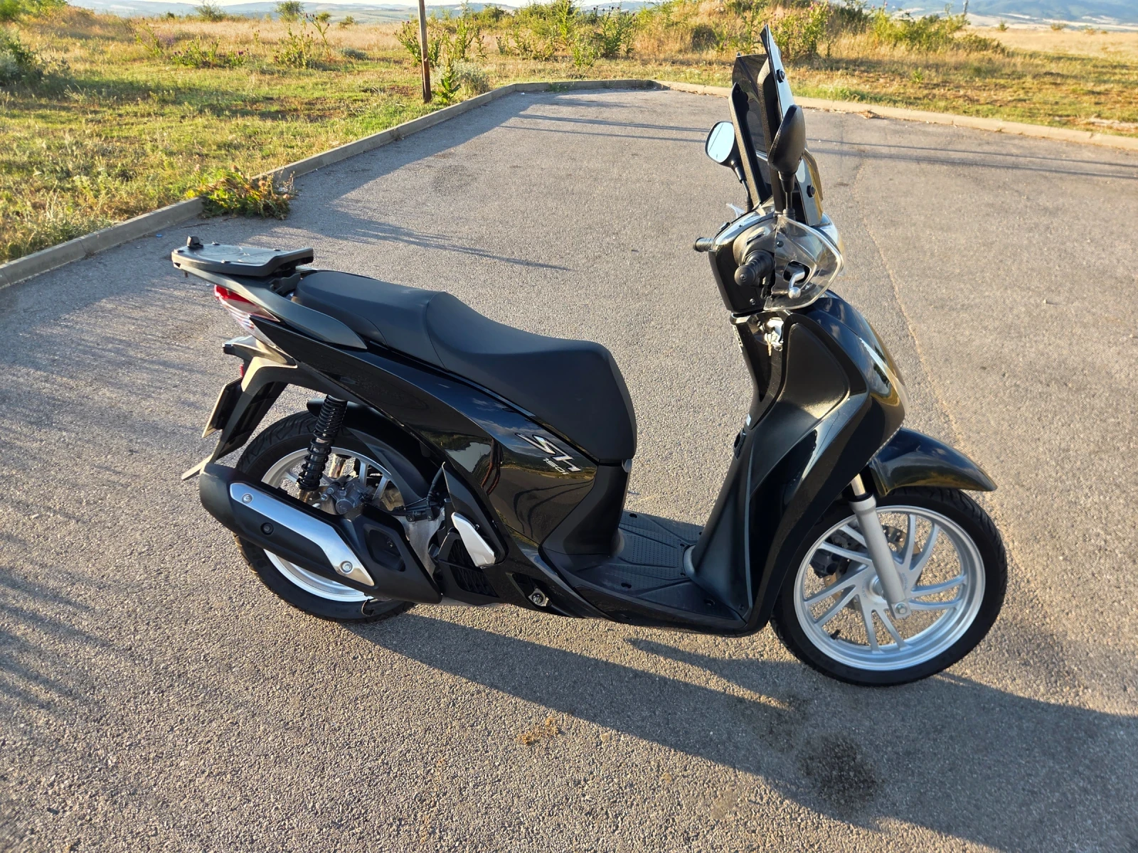 Honda Sh 150i, снимка 2 - Мотоциклети и мототехника - 55244879