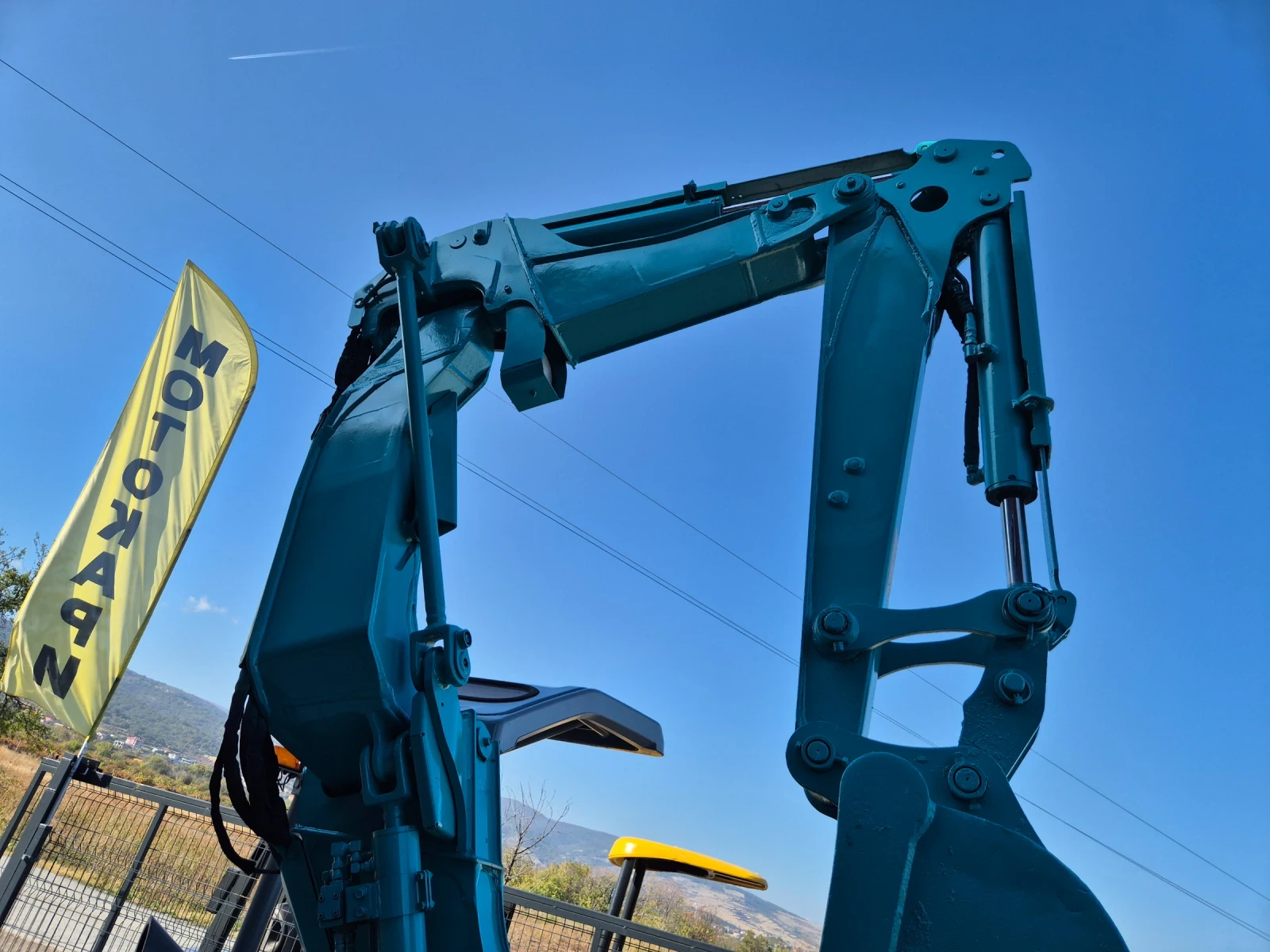 Багер Yanmar B3-6A / ЧУПЕЩА СТРЕЛА / ПЕРФЕКТЕН / НАЛИЧЕН ! - изображение 8