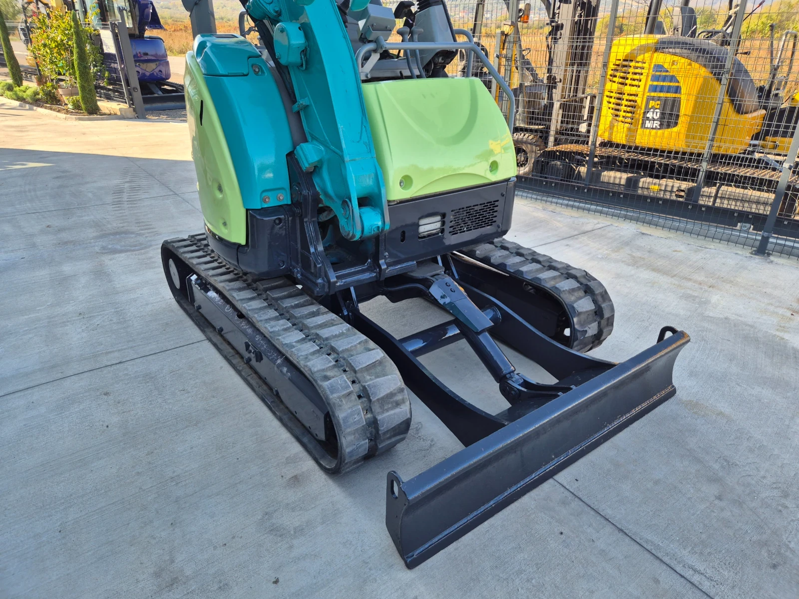 Багер Yanmar B3-6A / ЧУПЕЩА СТРЕЛА / ПЕРФЕКТЕН / НАЛИЧЕН ! - изображение 7