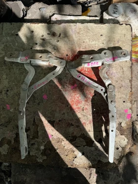 Ford C max 2011-2017г панти за преден капак, снимка 1