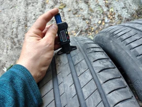 Гуми Летни 275/50R20, снимка 3