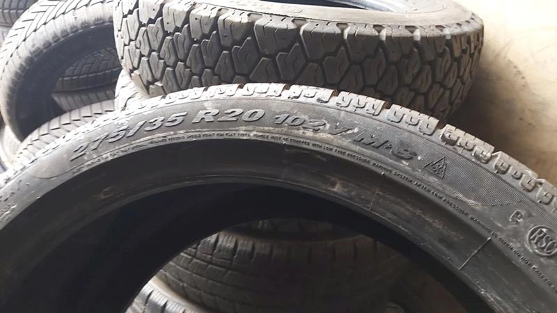 Гуми Зимни 275/35R20, снимка 9 - Гуми и джанти - 28488589