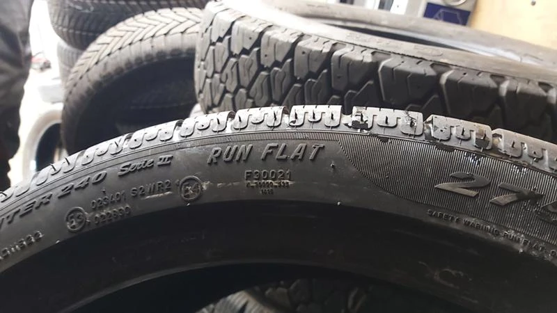 Гуми Зимни 275/35R20, снимка 8 - Гуми и джанти - 28488589