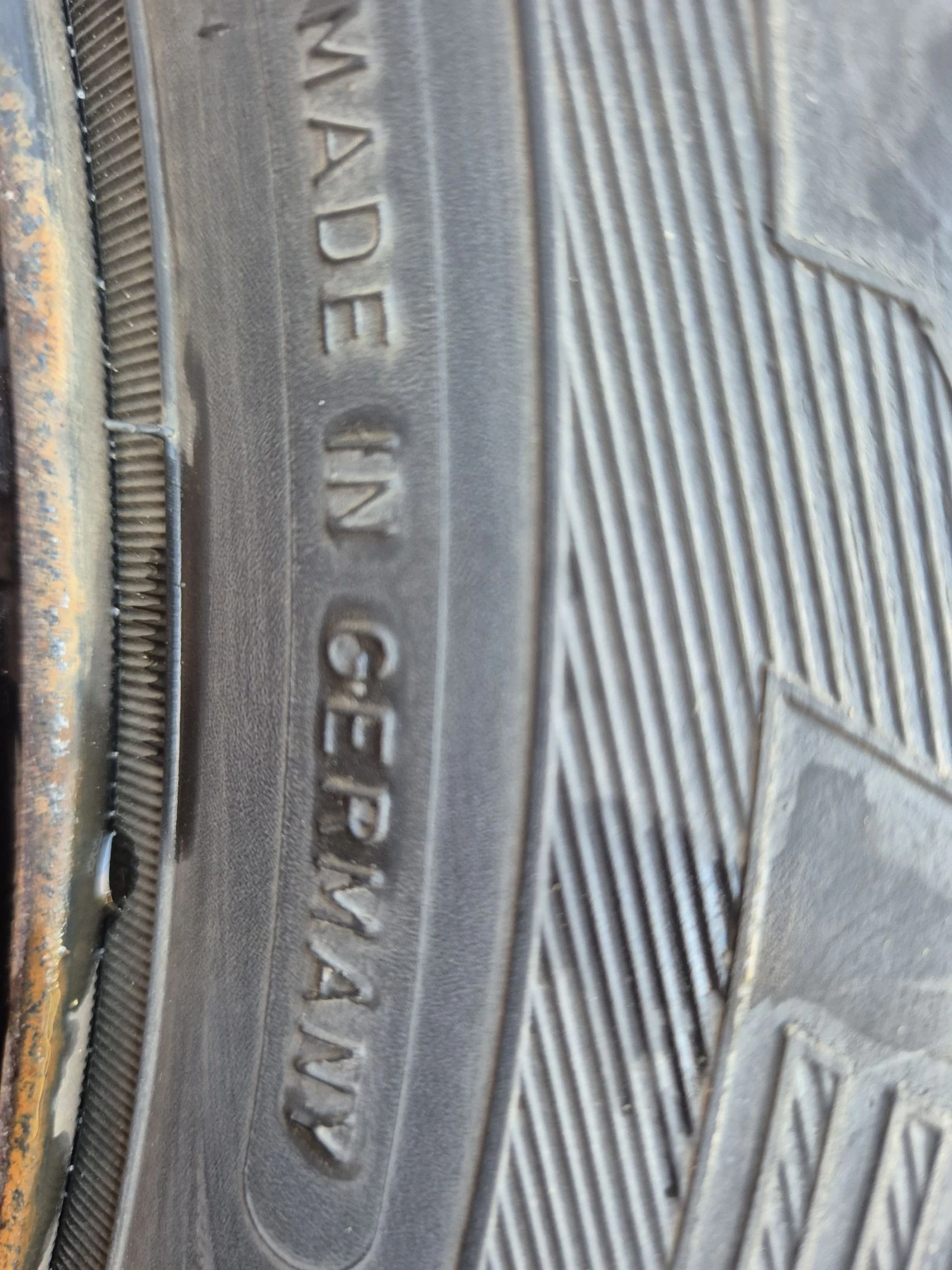Гуми с джанти Goodyear 195/65R15, снимка 3 - Гуми и джанти - 53897105