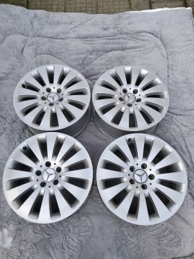 ����� �� �������� �� ������ �� Mercedes-Benz C 220