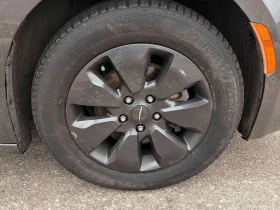 Chrysler Pacifica * Limited * 360 * ОБДУХВАНЕ * NAVI * ПАМЕТ, снимка 7