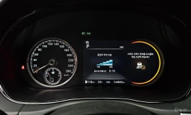 Genesis GV70 2.5* 2WD* DISTRONIC* LANE ASSIST* ПОДГРЕВ* КАМЕРА, снимка 11