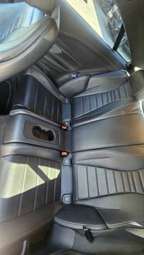 Mercedes-Benz E 220 d 4MATIC Coupe, снимка 7