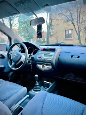 Honda Jazz - 3000 € / 5867.49 лв. - 23031347 4
