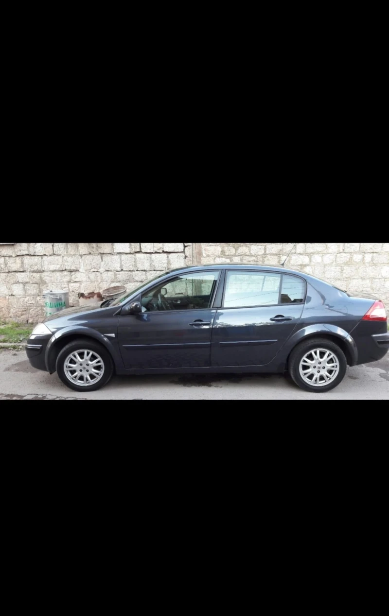 Renault Megane Седан, снимка 4 - Автомобили и джипове - 48743203