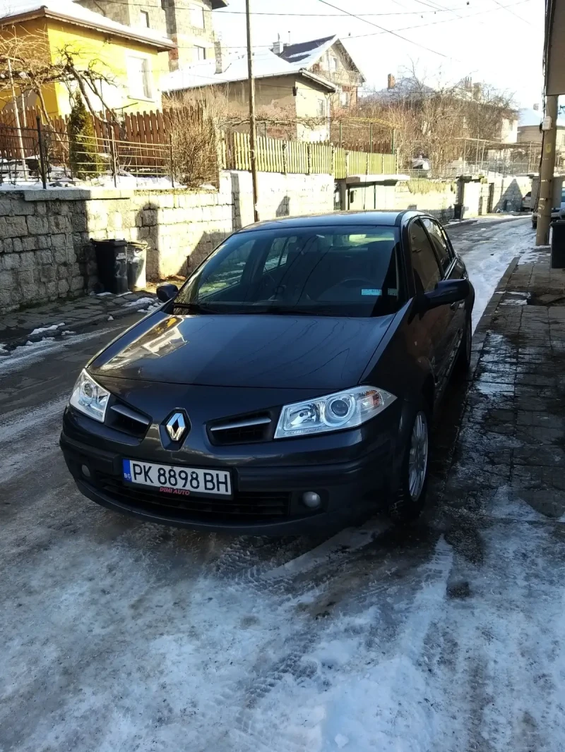 Renault Megane Седан, снимка 2 - Автомобили и джипове - 48743203