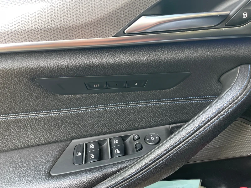 BMW 530 M Performance xDrive реални колометри!, снимка 9 - Автомобили и джипове - 52576034