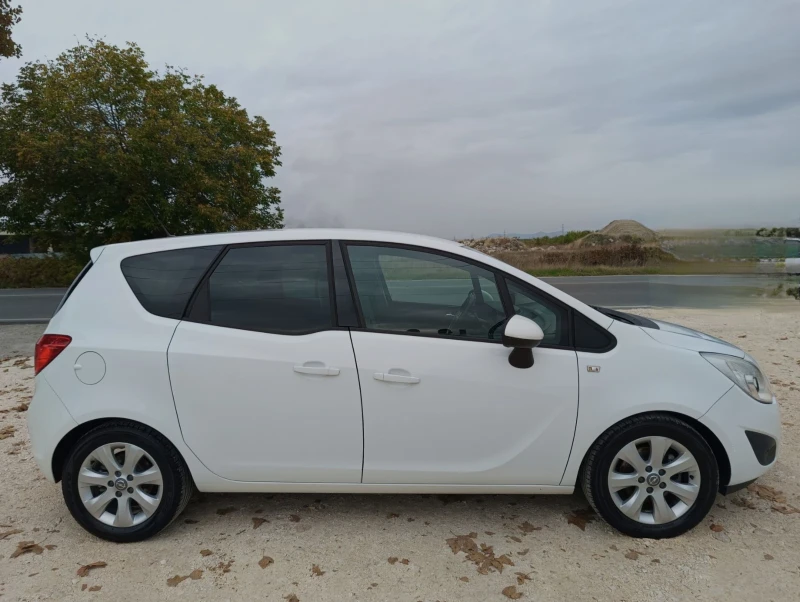 Opel Meriva 1.4 ГАЗ. ТОП СЪСТОЯНИЕ, снимка 9 - Автомобили и джипове - 52189670