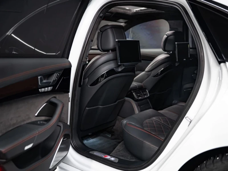 Audi S8 ОЧАКВАН ВНОС Audi S8+ CERAMIC Limited edition, снимка 5 - Автомобили и джипове - 52642352