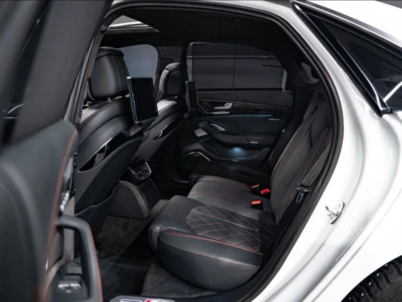Audi S8 ОЧАКВАН ВНОС Audi S8+ CERAMIC Limited edition, снимка 10 - Автомобили и джипове - 52642352