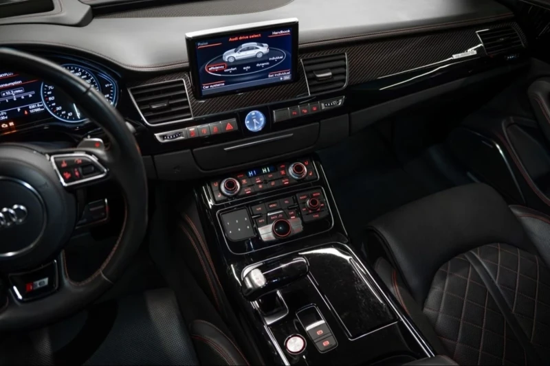 Audi S8 ОЧАКВАН ВНОС Audi S8+ CERAMIC Limited edition, снимка 7 - Автомобили и джипове - 52642352