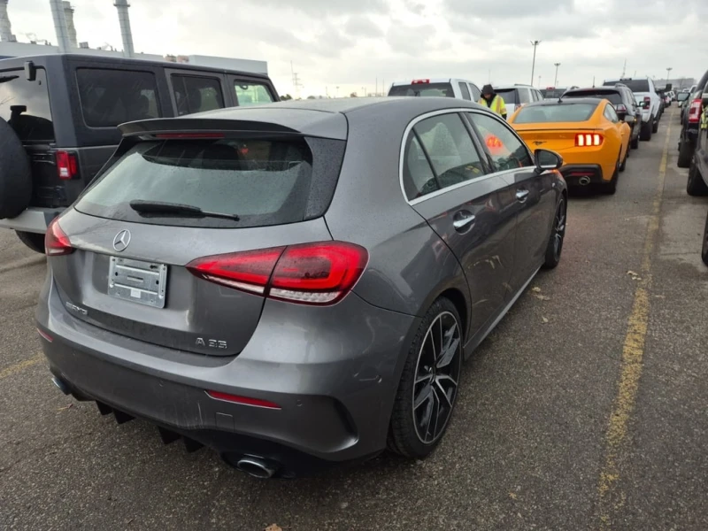 Mercedes-Benz A 35 * AMG * CARFAX * БЕЗ ПЪРВОНАЧАЛНА ВНОСКА, снимка 3 - Автомобили и джипове - 52663310