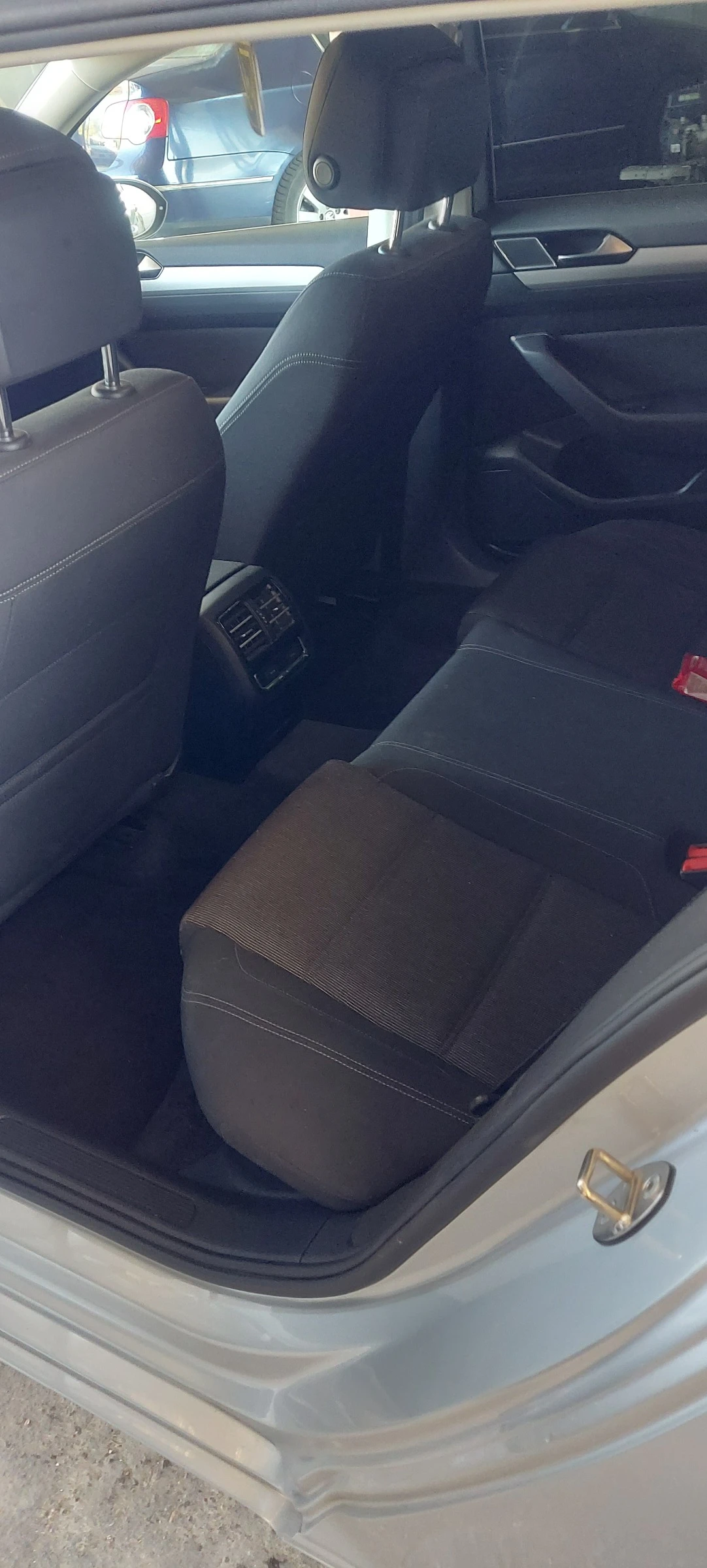 VW Passat 2.0TDI | Mobile.bg   14