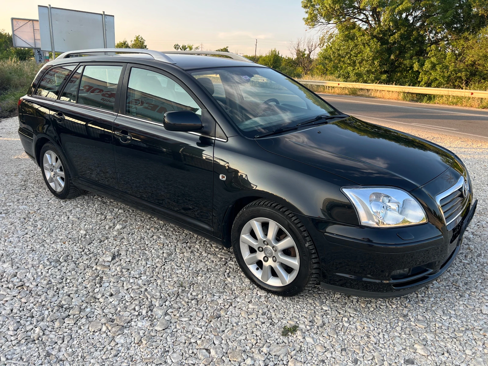 Toyota Avensis 2.2D4D/150p.s-xenox/6 speed - изображение 2