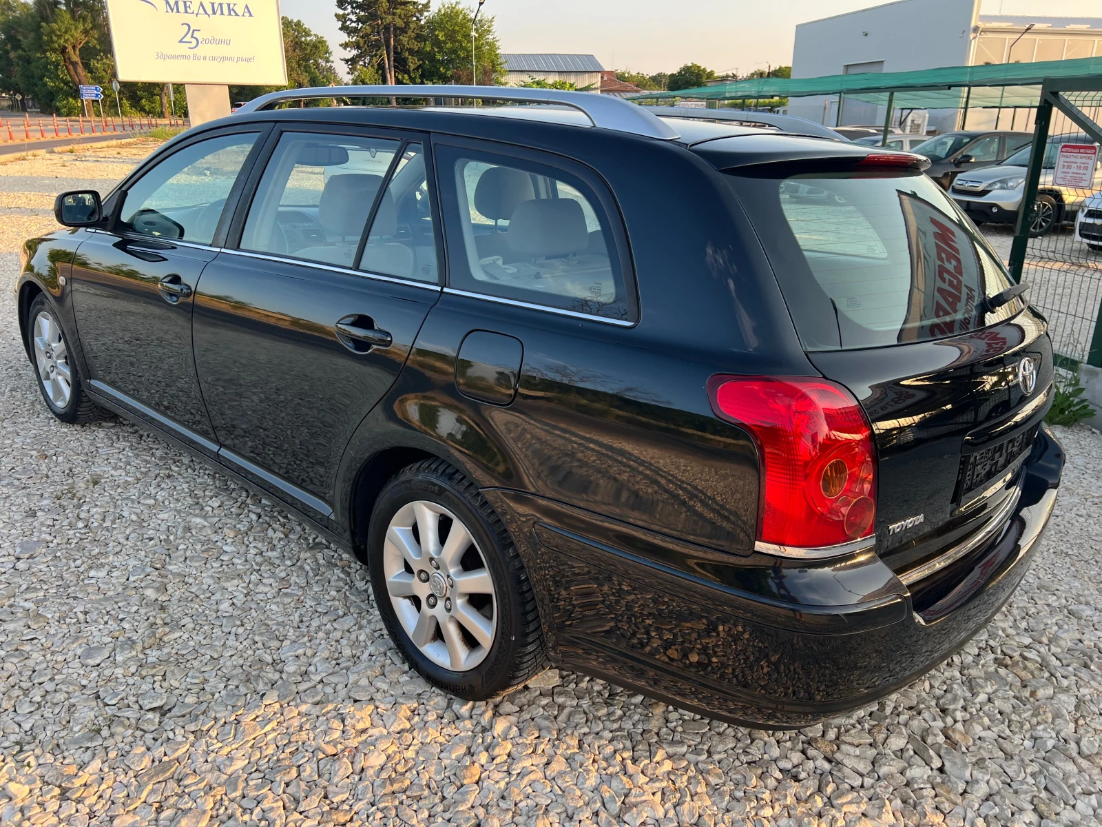 Toyota Avensis 2.2D4D/150p.s-xenox/6 speed - изображение 4