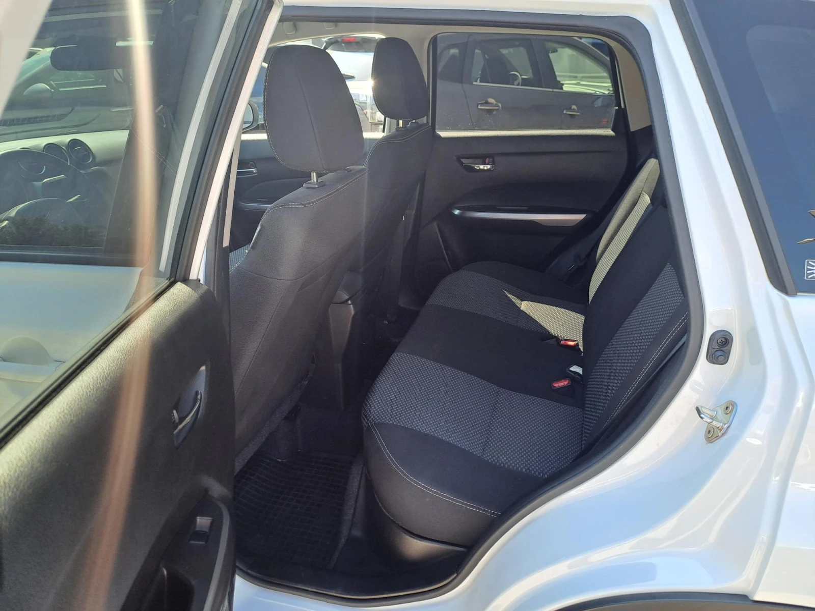 Suzuki Vitara 1.4 GL+ Booster Jet  4X4 Automatic - изображение 8