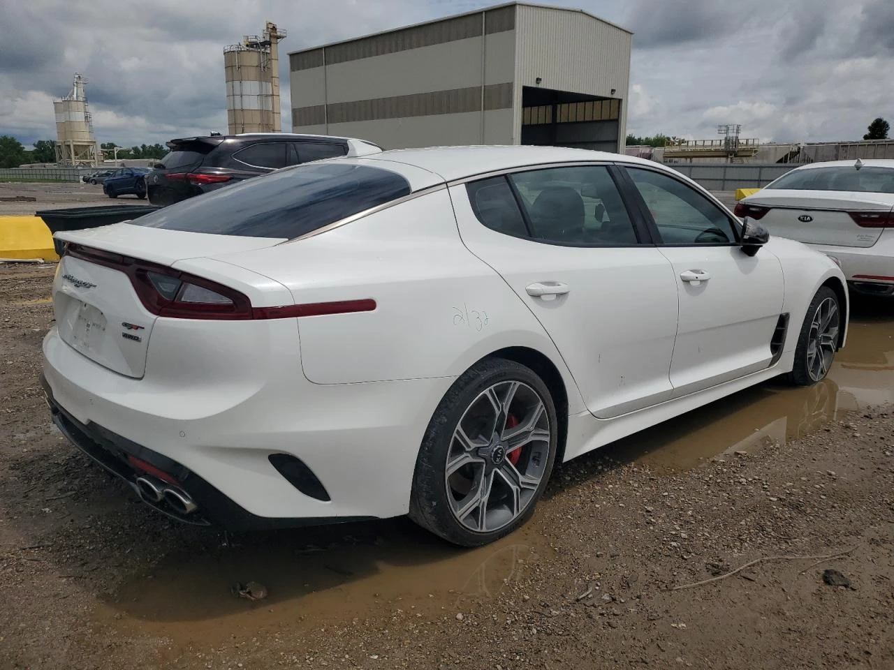 Kia Stinger GT 3.3L 365HP - изображение 4