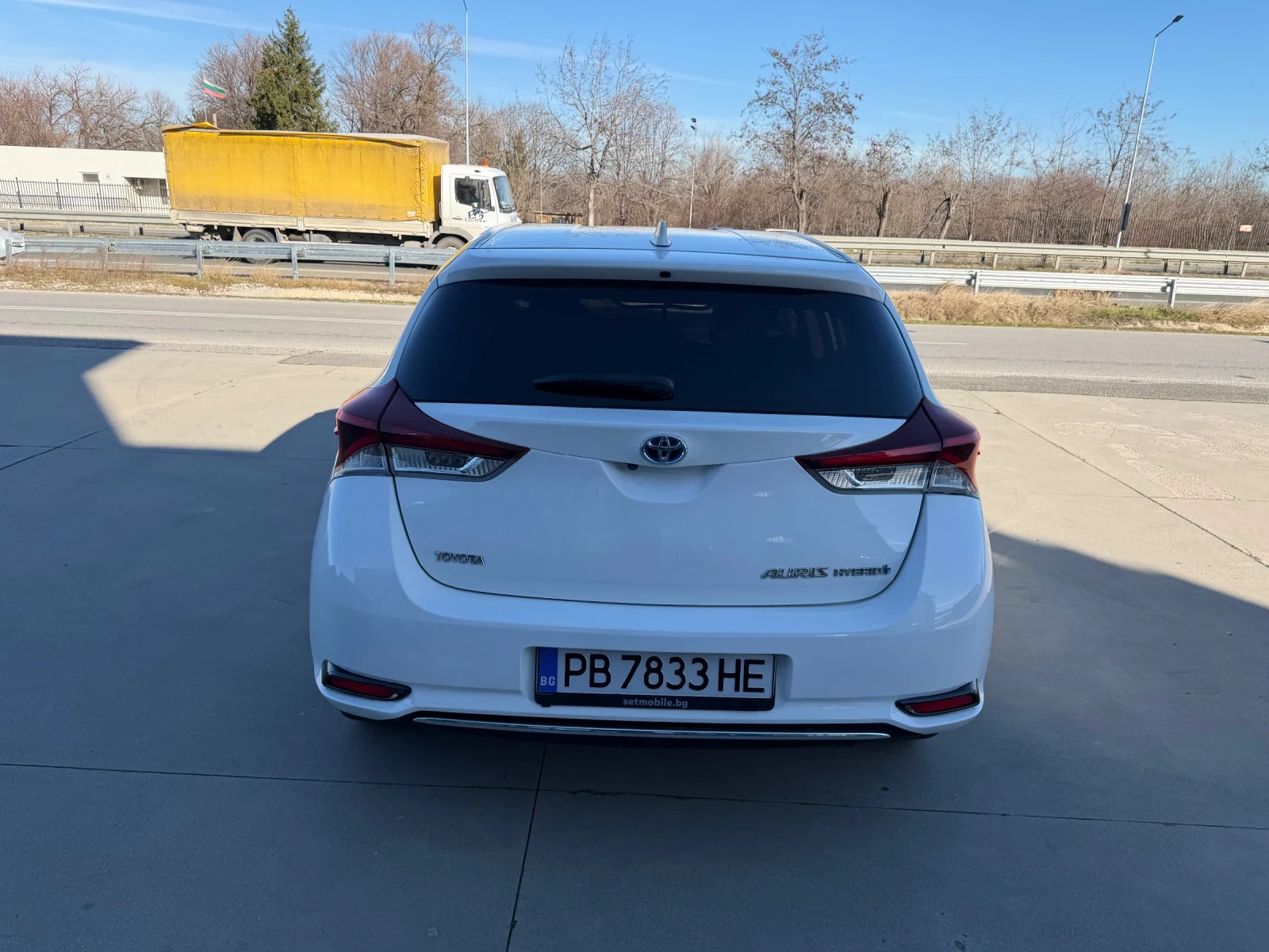 Toyota Auris Facelift hibryd - изображение 3