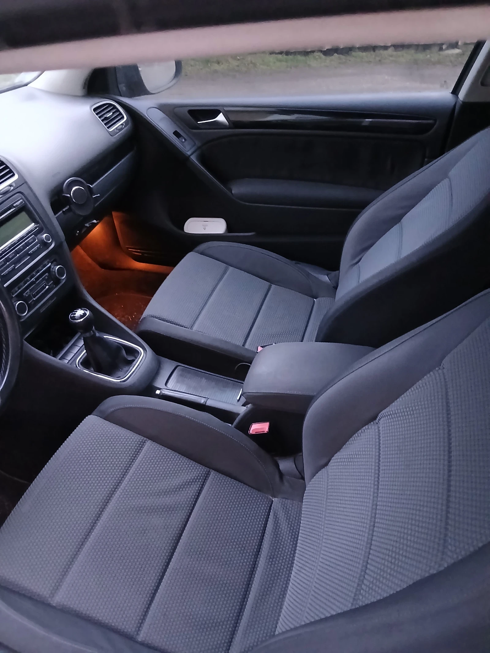 VW Golf 2.0TDI SPORT - изображение 6